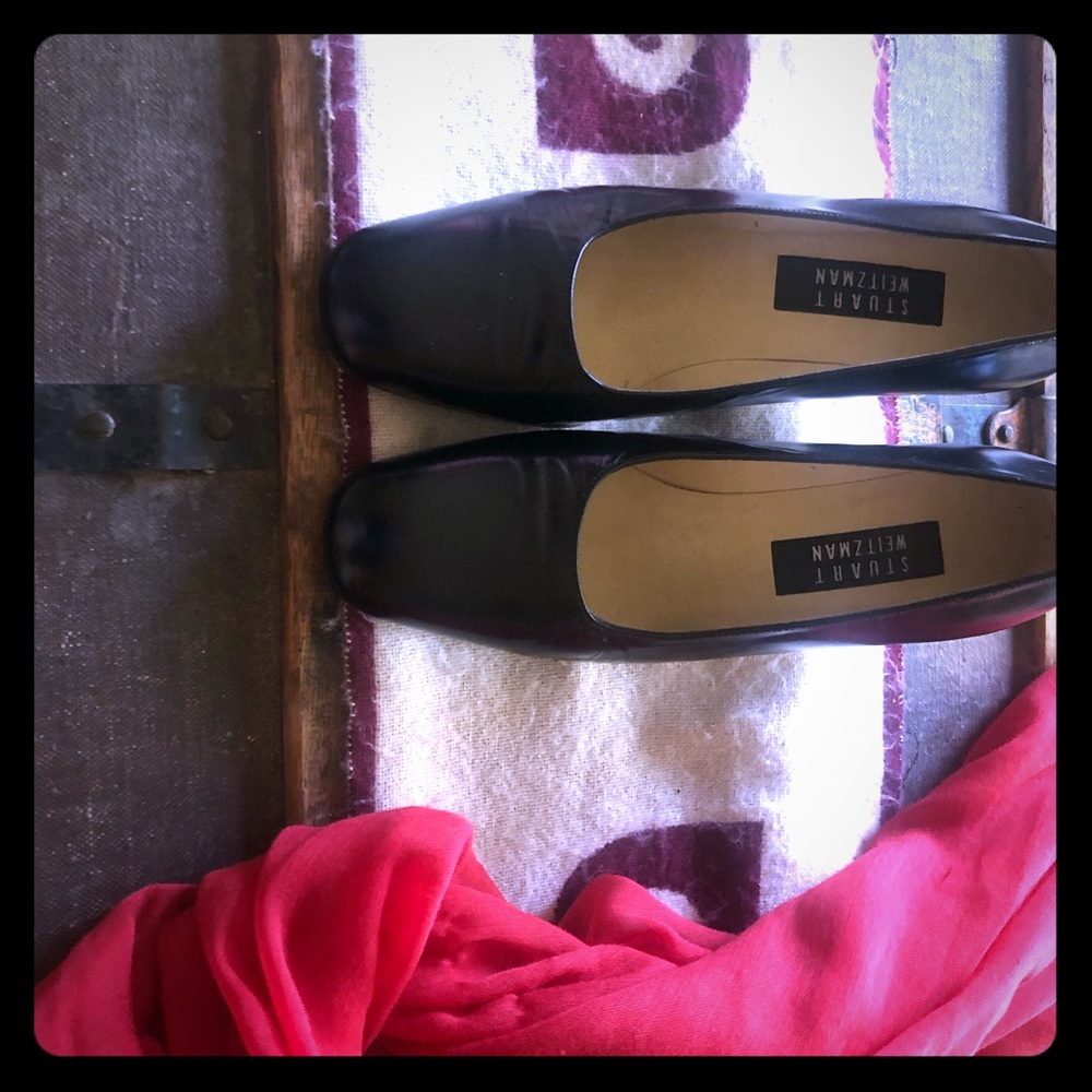 Stuart Weitzman Classic Pump!
